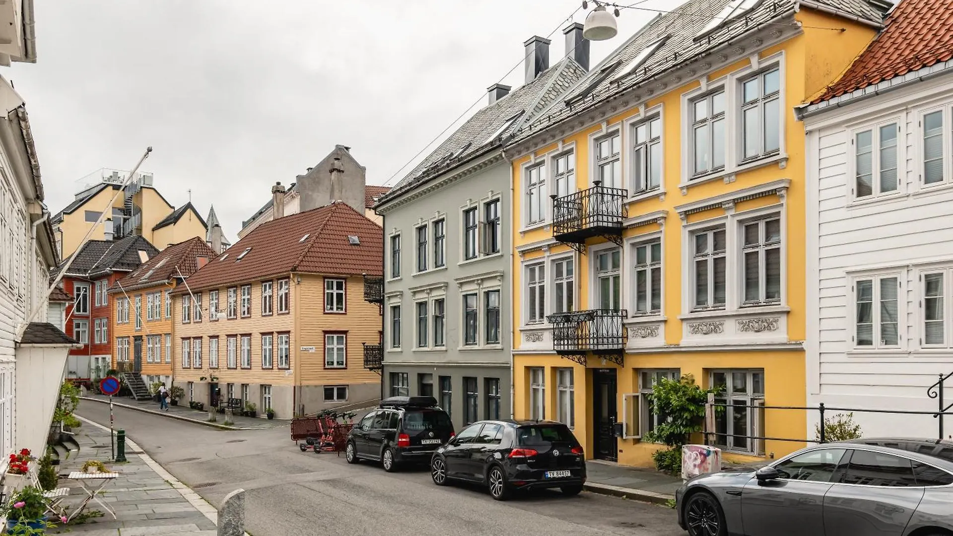 Dinbnb Apartments I Top-Floor With 3X Workspaces I 350M To Harbour Bergen Norveç
